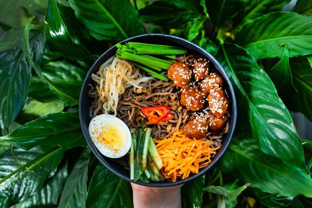 Teriyaki Chicken Fleischbällchen mit Sauce