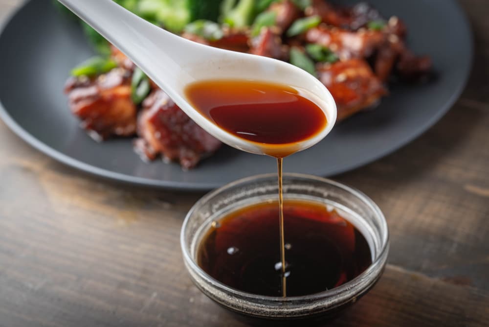 Teriyaki Sauce mit Honig und Sojasauce