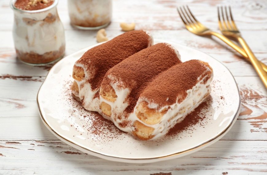 Tiramisu Rezept mit Amaretto und Mascarpone