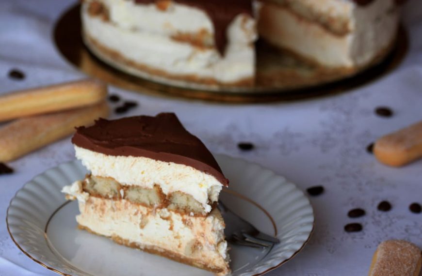 Tiramisu Torte mit Keksboden ohne Backen