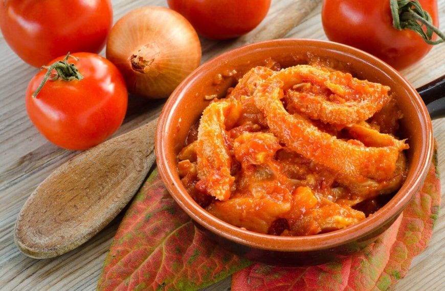 Trippa Kuttel Rezept mit Gemüse und Tomatensauce