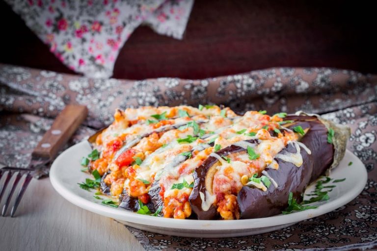 üBerbackene BröTchen Mit Hackfleisch Und Paprika - Rezepte Suchen