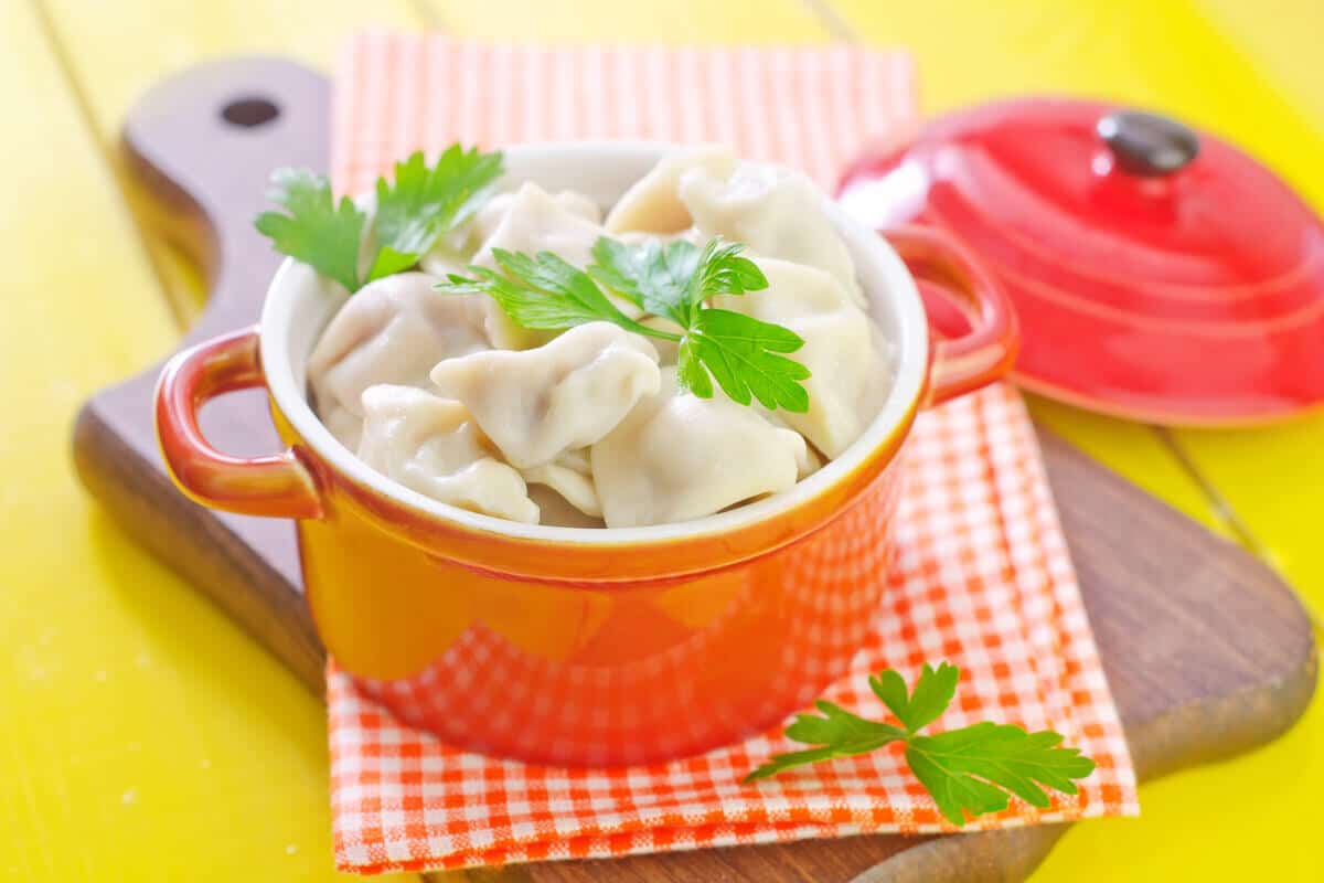 Vegetarische Pelmeni- Teigtaschen mit Linsen