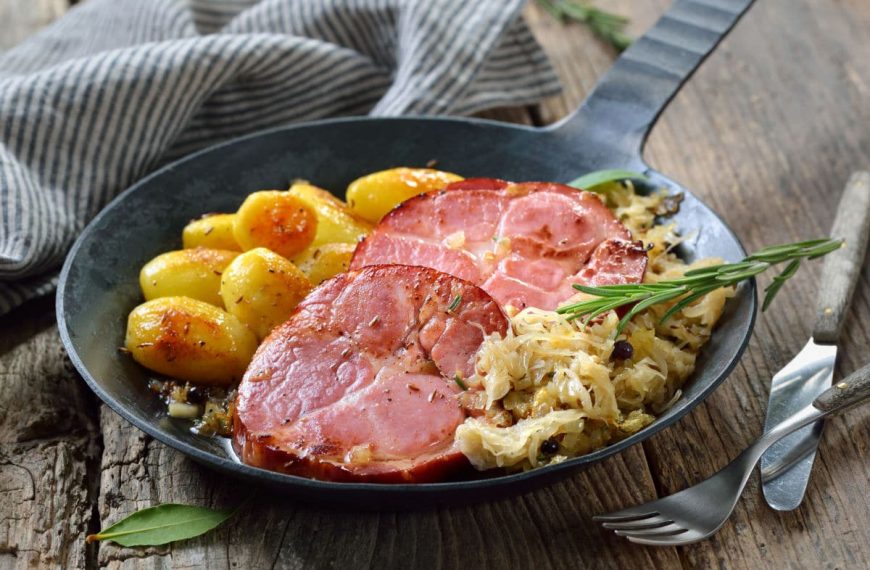 Weiches saftiges Sauerkraut mit Kasselerbraten