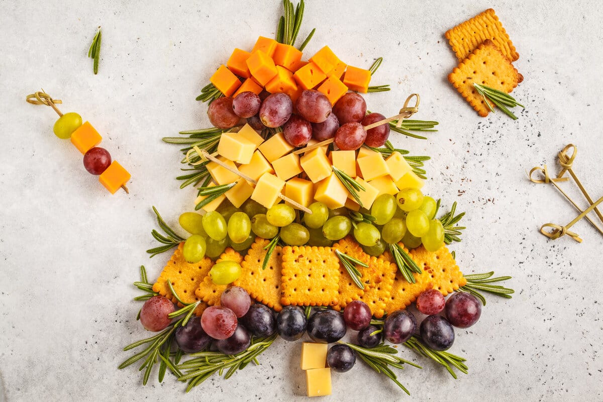 Weihnachtsbaum Snack mit Käse