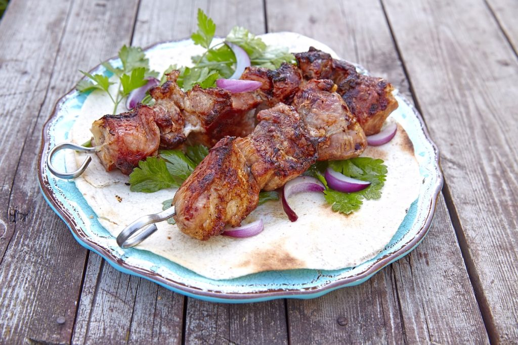 Weißwein Grillmarinade mit Zwiebel