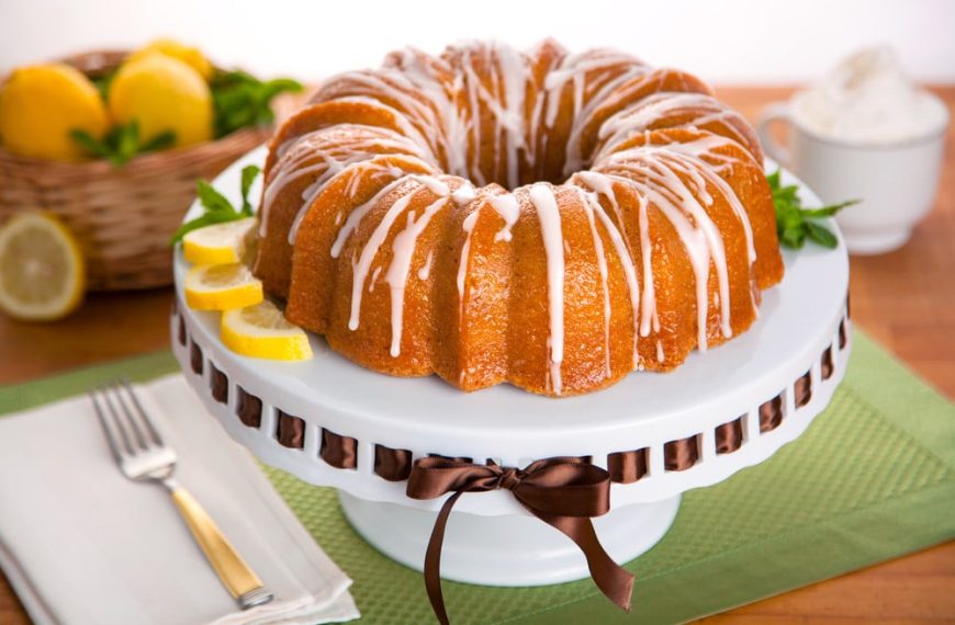Zarter und super leckerer Zitronenkuchen mit Glasur