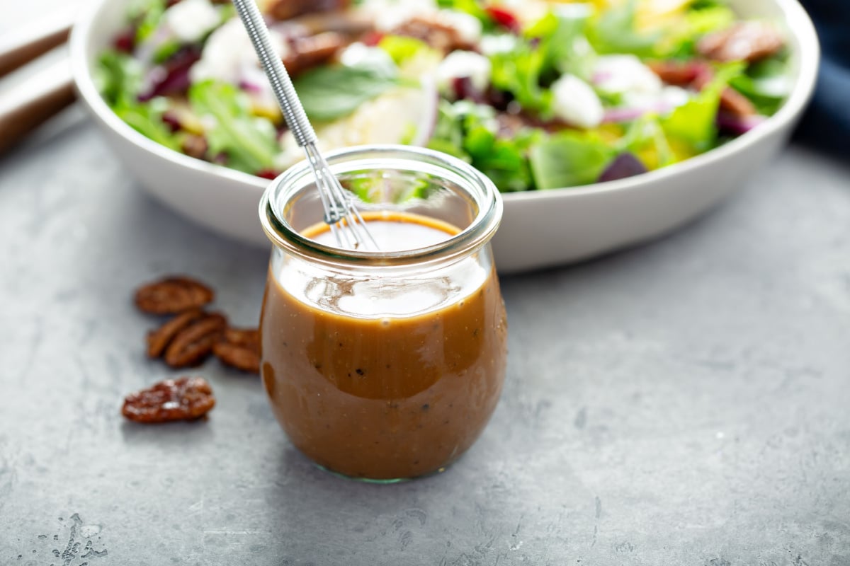 Balsamico-Dressing Die Geheimzutat für frische und knackige Salate