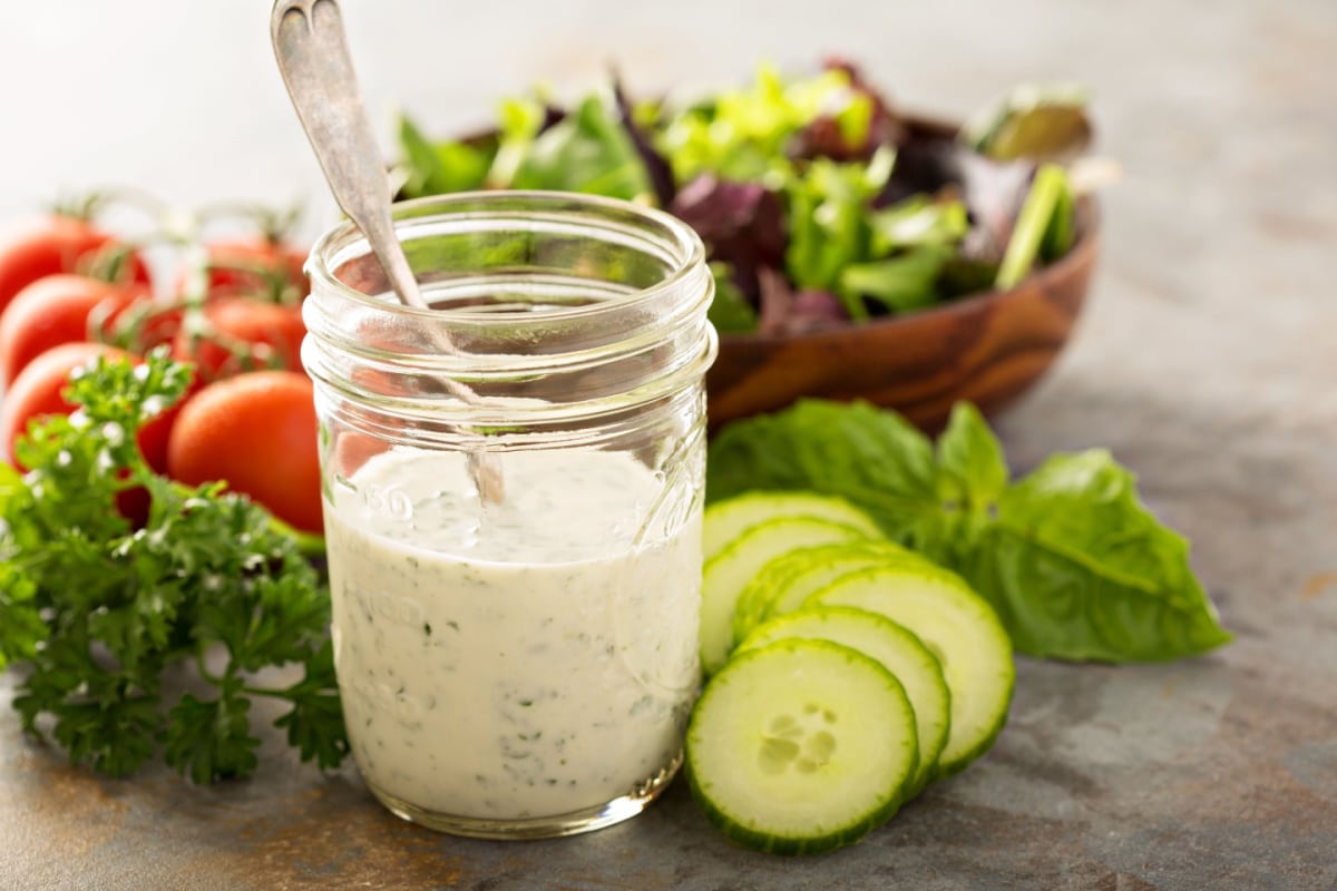 Der Allrounder Ranch-Dressing für Salate, Gemüse und mehr