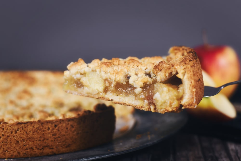 Saftiger Apfel Streuselkuchen mit Zimt