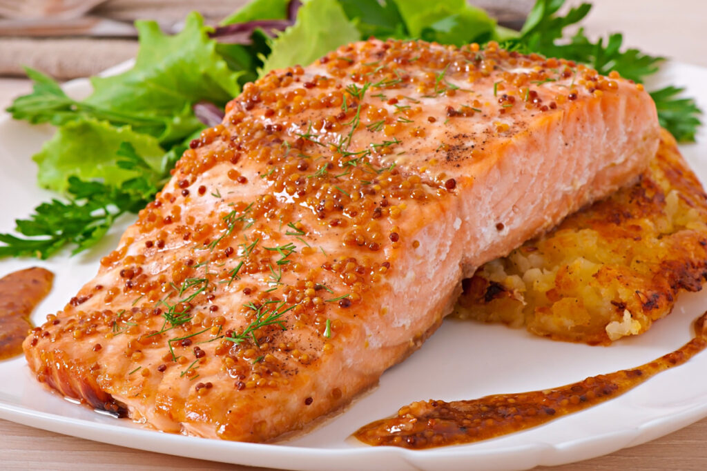 Gebackener Lachs mit Honig-Senf-Sauce