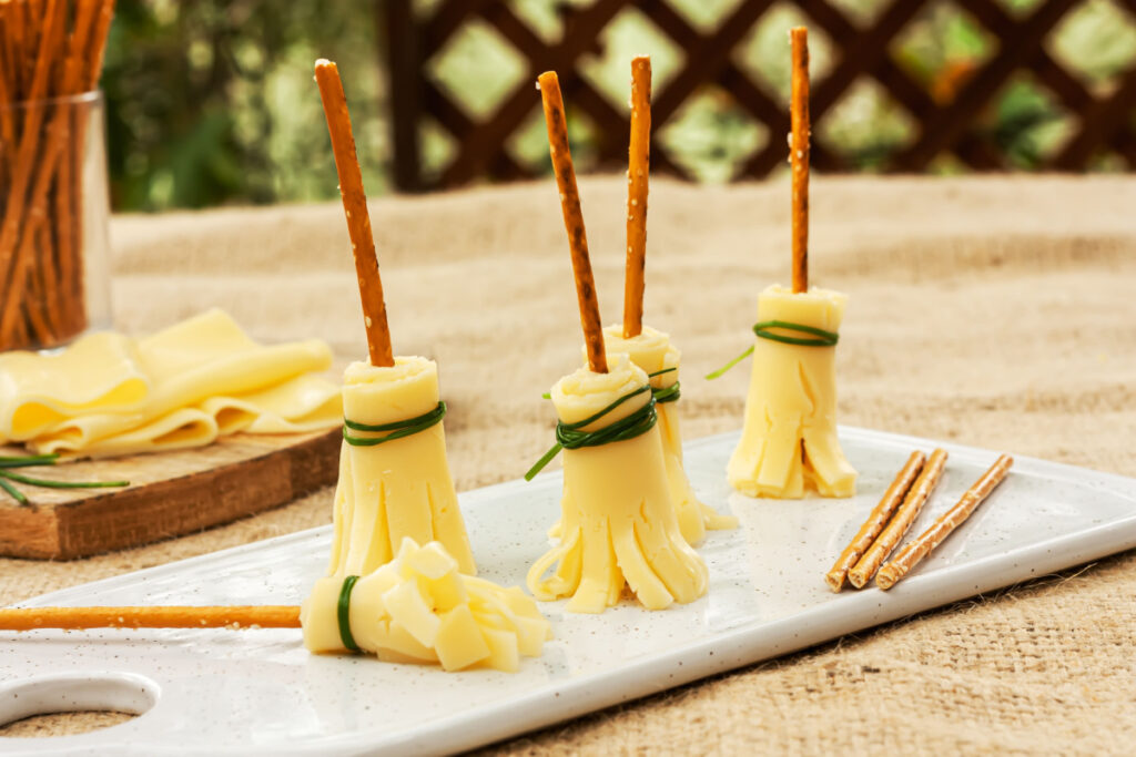 Perfekte Hexenbesen zu Halloween als Snack