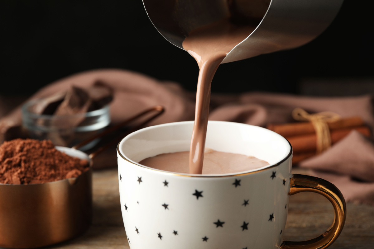 Cremige heiße Schokolade mit Vanille