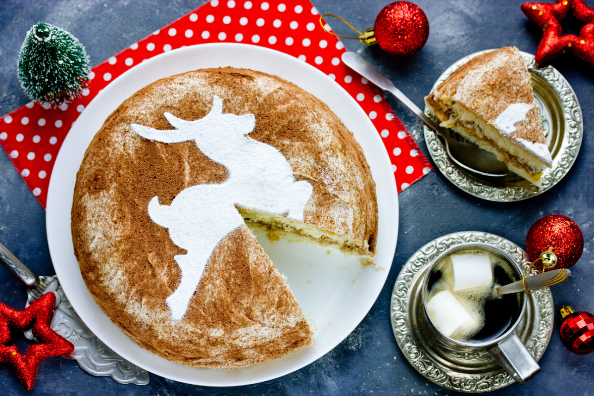 Weihnachtliche Tiramisu-Torte mit Spekulatiusgewürz