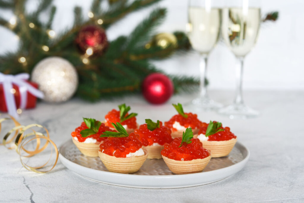 Kaviar-Tartelettes mit Meerrettichaufstrich für Silvester