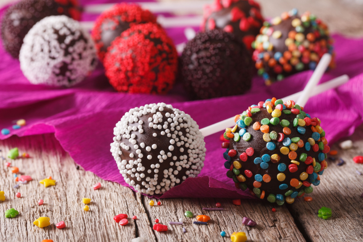 Cake Pops als originelles Karneval-Dessert