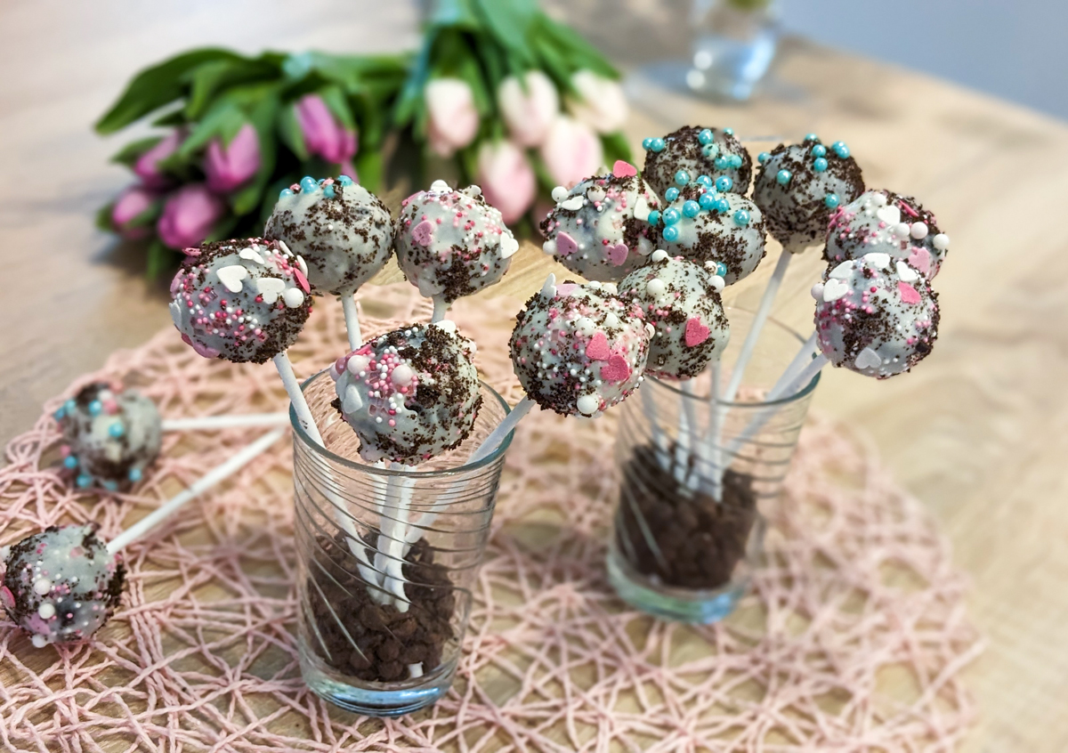 Liebesbiss in jeder Kugel: Valentinstags Cake Pops