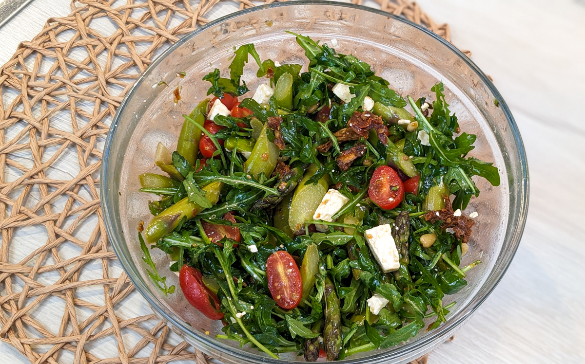 Aromatischer Spargelsalat mit Anbraten im Thermomix®