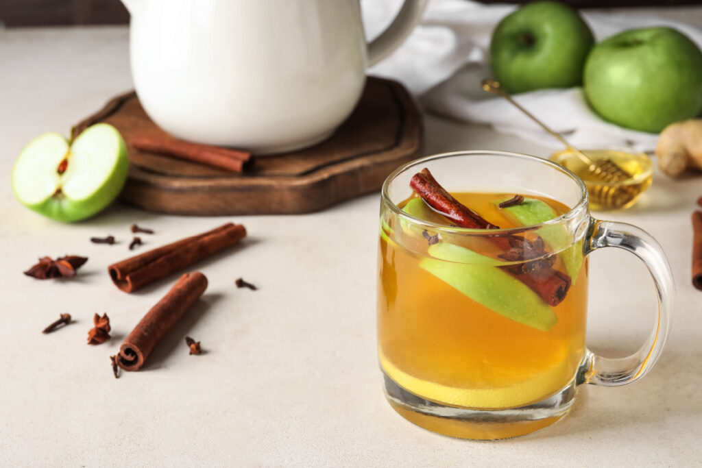 Apfelglühwein Ein fruchtig-winterliches Vergnügen