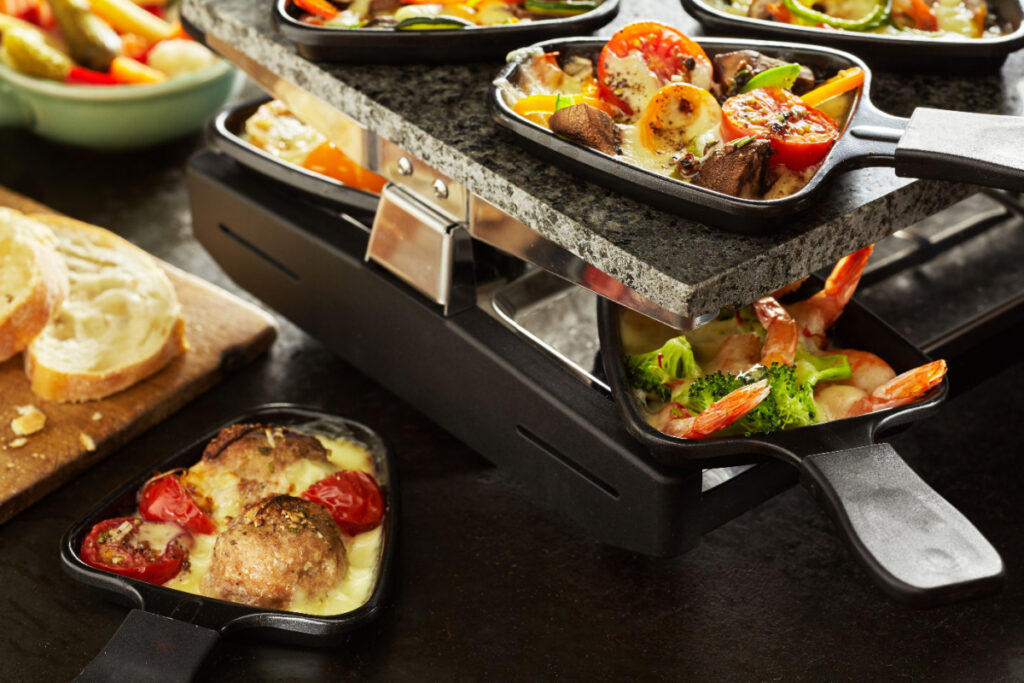 Raclette-Party Bunte Gemüsevielfalt im Pfännchen