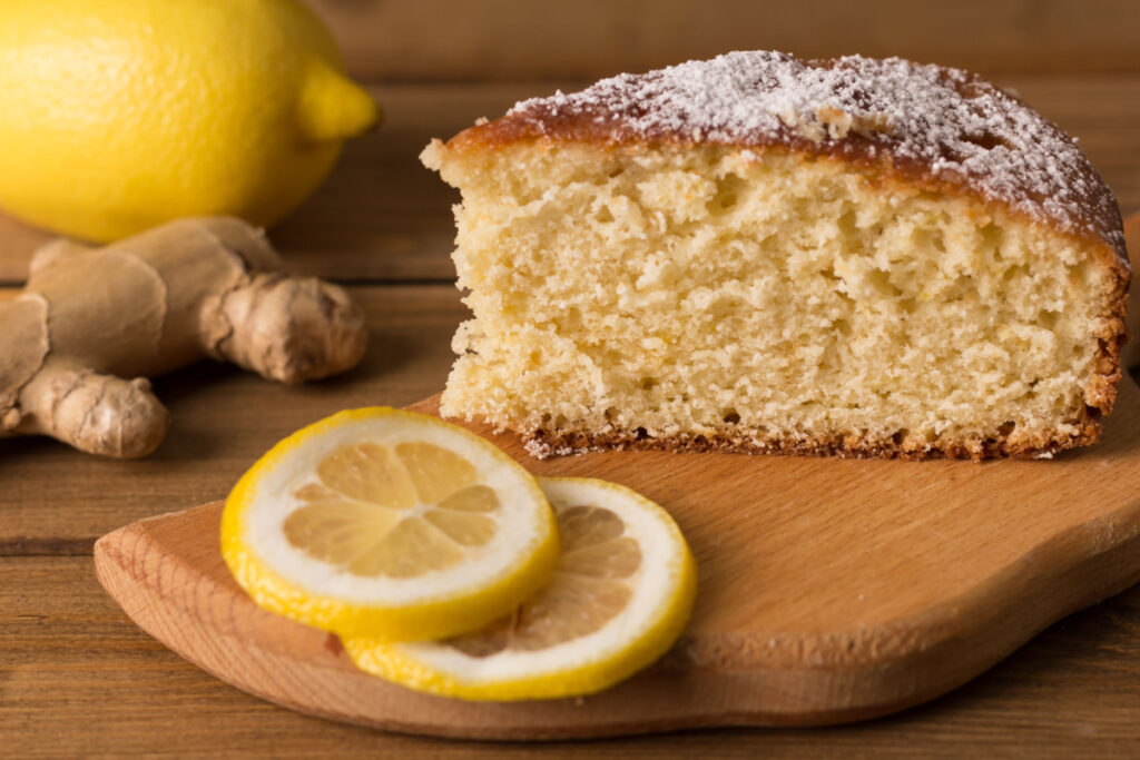 Fruchtig, frisch und würzig Zitronenkuchen mit Ingwer
