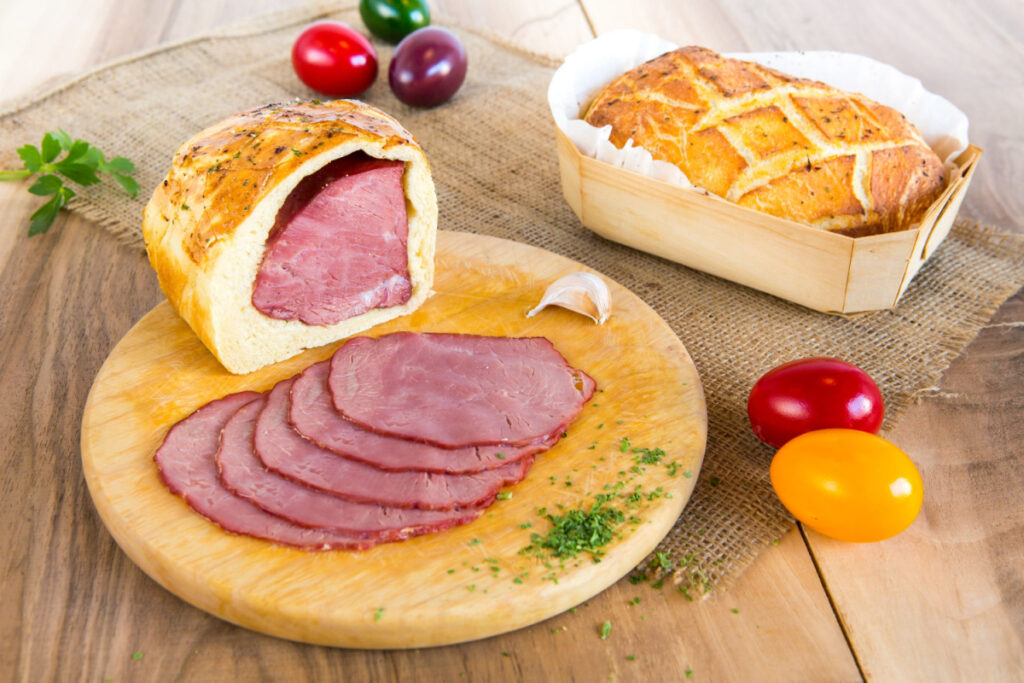 Ein Highlight für den Ostertisch Osterschinken im Teig