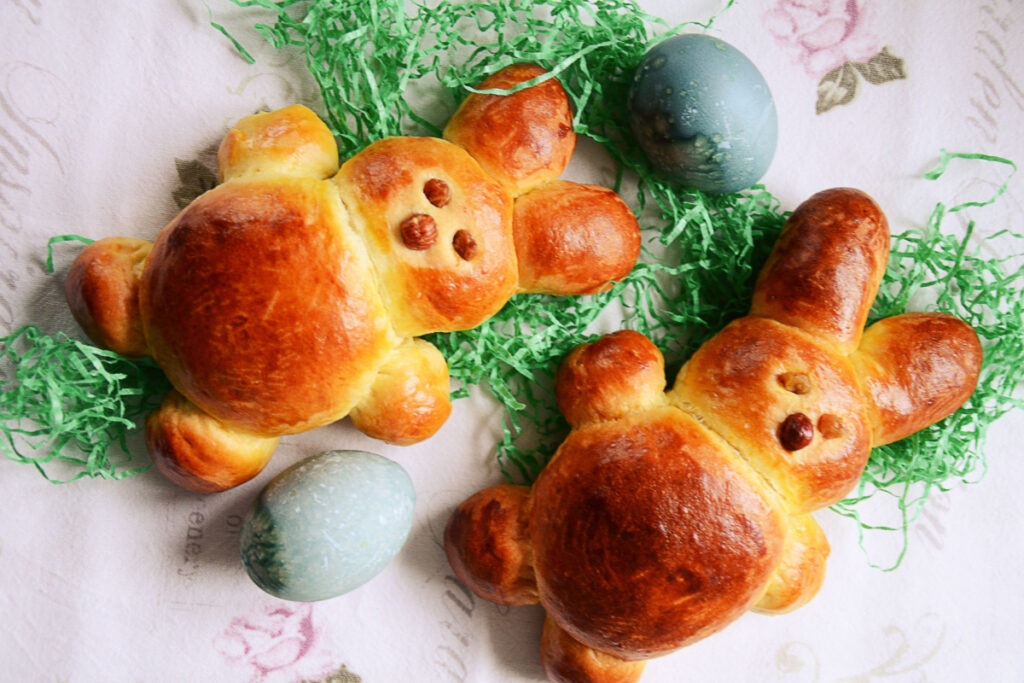Kreatives Gebäck für Ostern Hasen aus Hefeteig