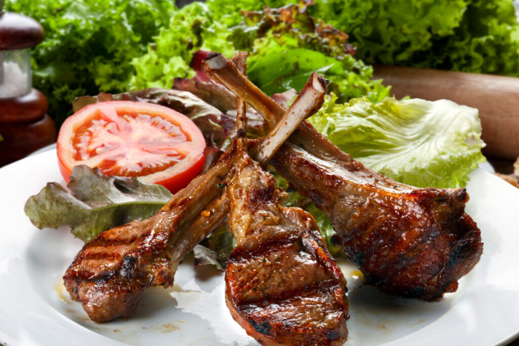 Lammkotelettes gebraten Zart und aromatisch