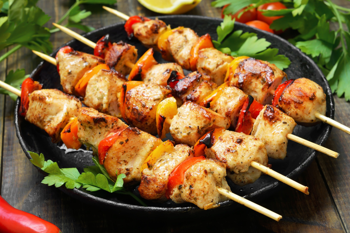 Orientalischer Genuss Hähnchen-Kebab mit Paprika